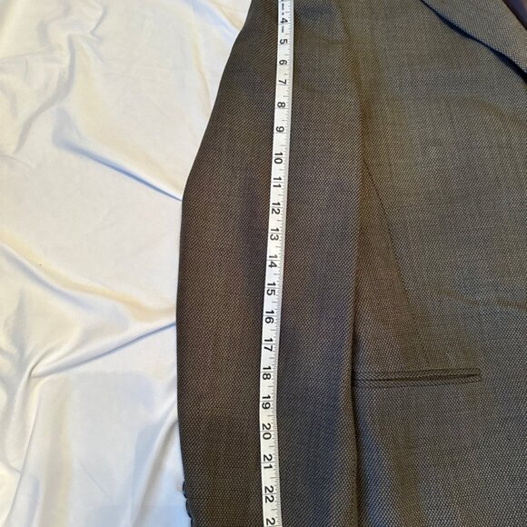 Donna Karan 100% Wool Blazer Gray size 42R Vintage Made in Italy - Picture 8 of 13